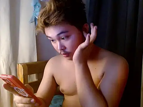 Snapshot of Lustfulljohnx chatting on 21, 12, 2025 Lustfulljohnx online show from 21, 12, 2025