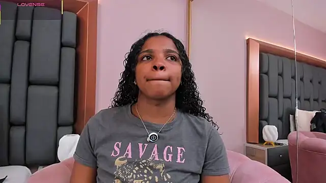 LisaMendez online show from 12, 2, 2026