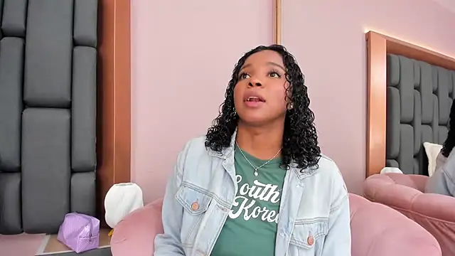 LisaMendez online show from 9, 11, 2025