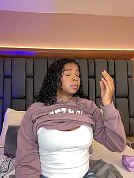 LisaMendez online show from 26, 9, 2025