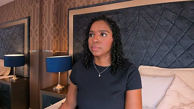 Snapshot of LisaMendez chatting on 14, 7, 2026 LisaMendez online show from 14, 7, 2026