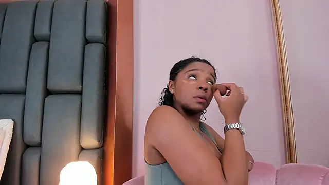 LisaMendez online show from 4, 4, 2026