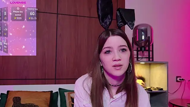 Alison kisss online show from 3, 4, 2026