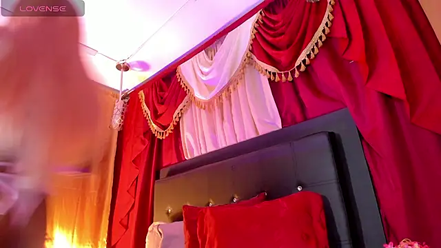 bloom bbc online show from 14, 12, 2025