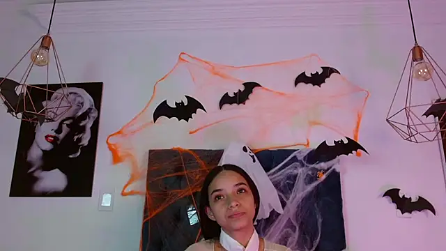 Lilith Nocturne online show from 27, 10, 2025