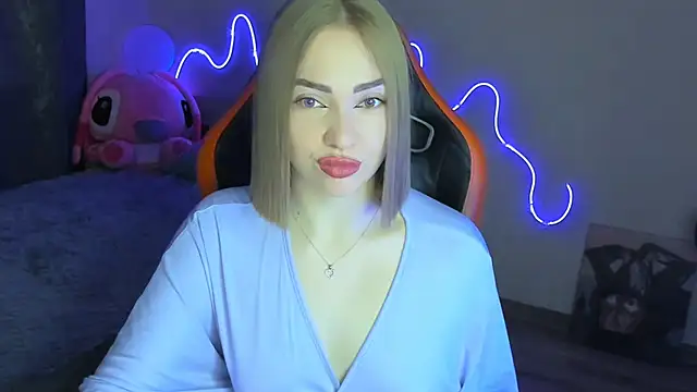 Snapshot of LaraKrein_lk chatting on 8, 2, 2026 LaraKrein lk online show from 8, 2, 2026