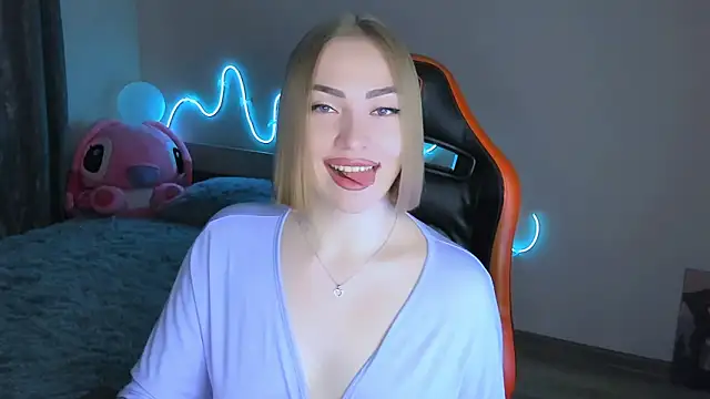 Snapshot of LaraKrein_lk chatting on 1, 3, 2026 LaraKrein lk online show from 1, 3, 2026