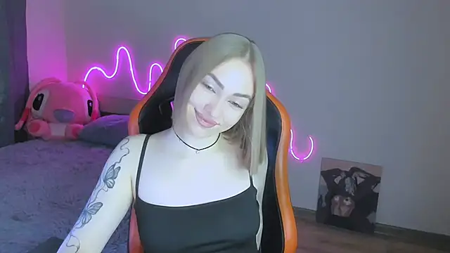 Snapshot of LaraKrein_lk chatting on 17, 1, 2026 LaraKrein lk online show from 17, 1, 2026