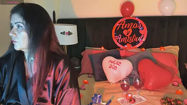 kiraGeiner online show from 20, 9, 2025