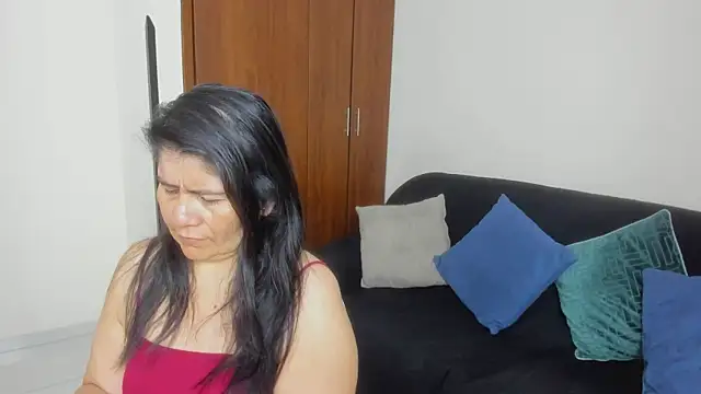 Snapshot of kiraGeiner chatting on 14, 7, 2026 kiraGeiner online show from 14, 7, 2026