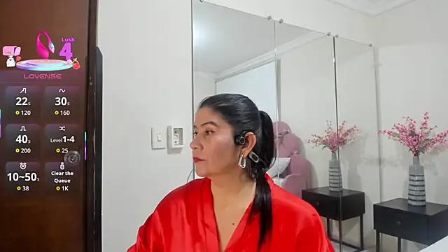 kiraGeiner online show from 10, 2, 2026