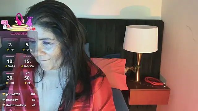 kiraGeiner online show from 23, 9, 2025