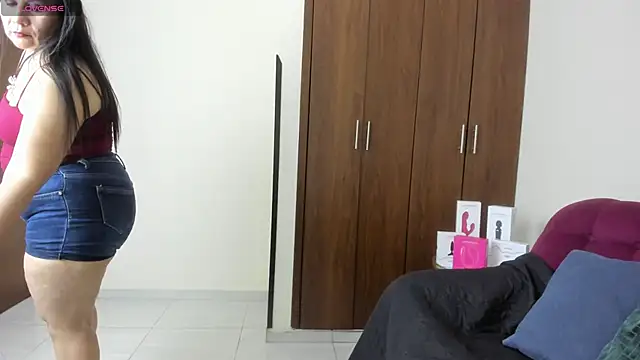 kiraGeiner online show from 27, 11, 2025