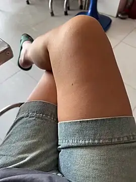 sharon-Hanna online show from 23, 11, 2025