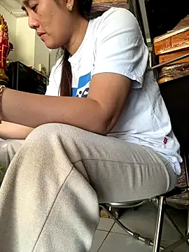 sharon-Hanna online show from 15, 11, 2025