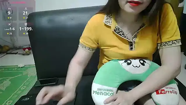 Owe chan online show from 1, 4, 2026