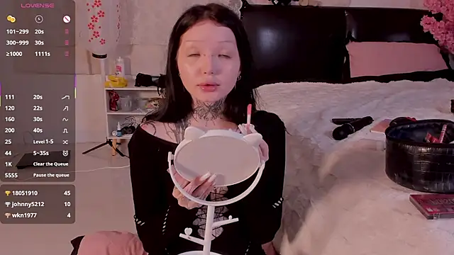 Lein Bone online show from 26, 9, 2025