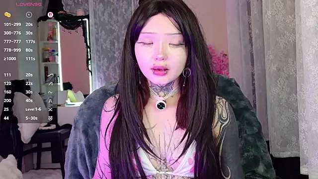 Lein Bone online show from 19, 4, 2026