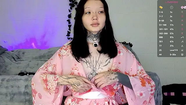 Snapshot of Lein_Bone chatting on 8, 7, 2026 Lein Bone online show from 8, 7, 2026