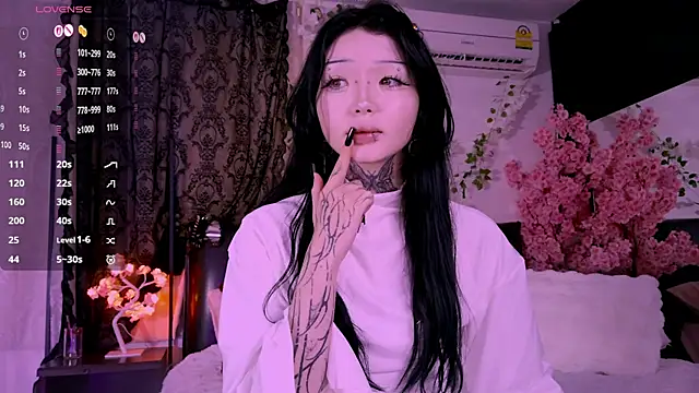 Lein Bone online show from 14, 11, 2025