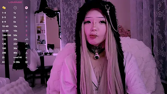 Lein Bone online show from 5, 4, 2026