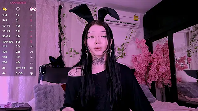 Lein Bone online show from 30, 10, 2025