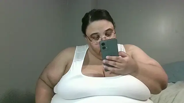 SexyBBW10790 online show from 17, 5, 2026