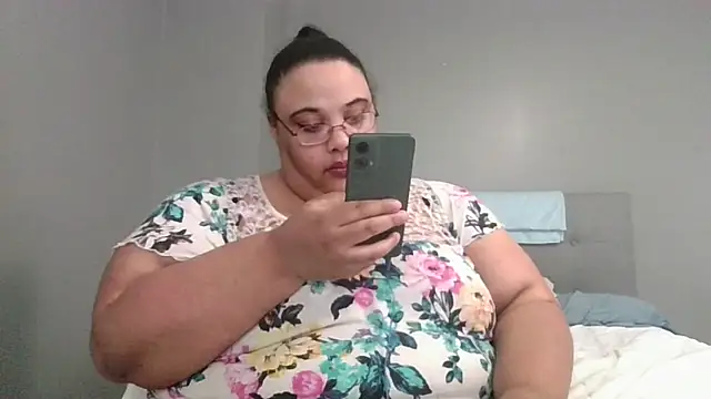 Snapshot of SexyBBW10790 chatting on 3, 3, 2026 SexyBBW10790 online show from 3, 3, 2026