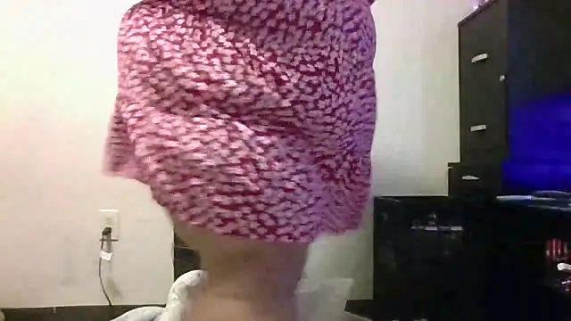 Snapshot of SexyBBW10790 chatting on 8, 11, 2025 SexyBBW10790 online show from 8, 11, 2025