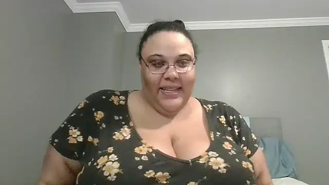 SexyBBW10790 online show from 4, 3, 2026