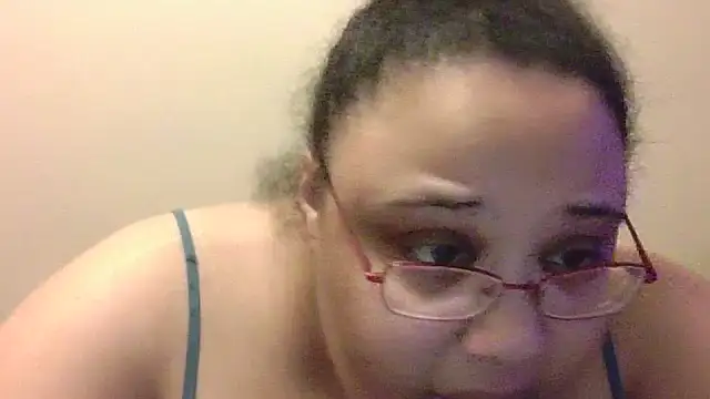 Snapshot of SexyBBW10790 chatting on 8, 10, 2025 SexyBBW10790 online show from 8, 10, 2025