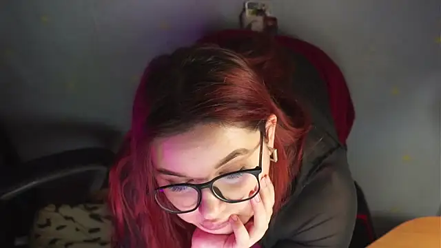 RelykaMeow online show from 7, 12, 2024