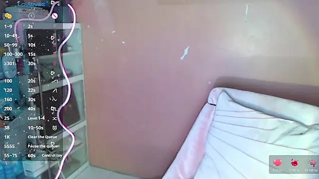 Snapshot of skinny_gracie chatting on 15, 1, 2026 skinny gracie online show from 15, 1, 2026