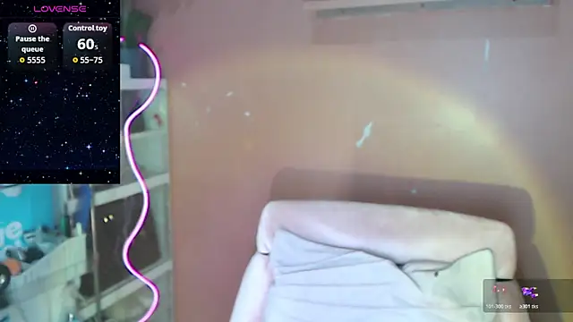 Snapshot of skinny_gracie chatting on 8, 2, 2026 skinny gracie online show from 8, 2, 2026