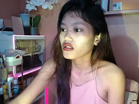 Snapshot of skinny_gracie chatting on 16, 10, 2025 skinny gracie online show from 16, 10, 2025