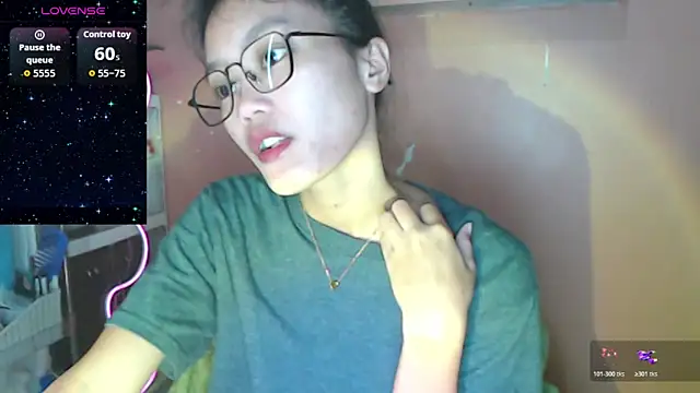 Snapshot of skinny_gracie chatting on 15, 2, 2026 skinny gracie online show from 15, 2, 2026