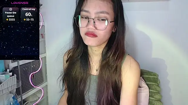 skinny gracie online show from 21, 3, 2026