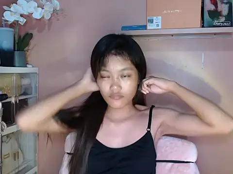 Snapshot of skinny_gracie chatting on 20, 9, 2025 skinny gracie online show from 20, 9, 2025