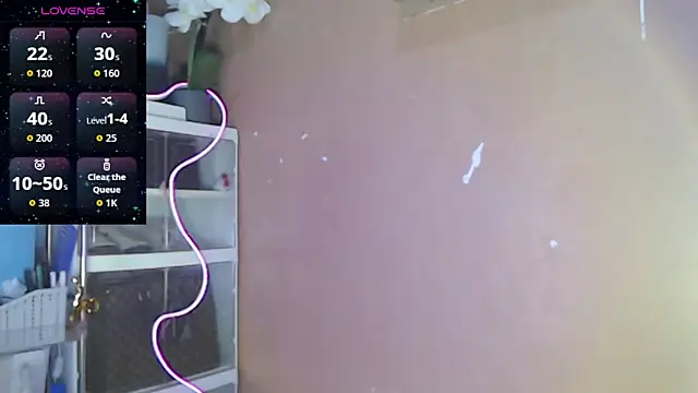 Snapshot of skinny_gracie chatting on 19, 2, 2026 skinny gracie online show from 19, 2, 2026