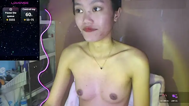 Snapshot of skinny_gracie chatting on 7, 2, 2026 skinny gracie online show from 7, 2, 2026