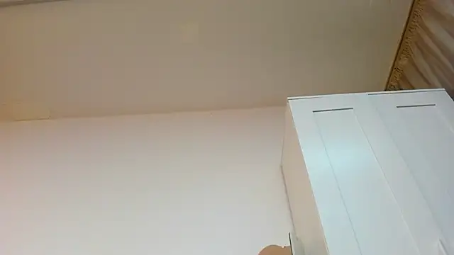 Anyssia online show from 11, 2, 2026