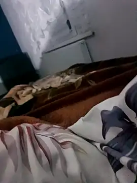 KissMeAss9387 online show from 27, 11, 2025