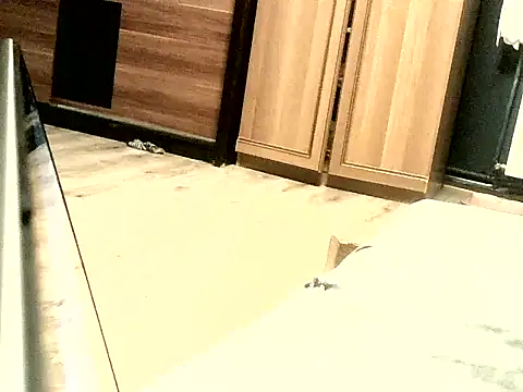 KissMeAss9387 online show from 28, 9, 2025