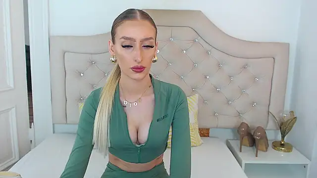 NatalieSensual online show from 4, 3, 2026