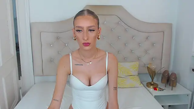 Snapshot of NatalieSensual chatting on 19, 6, 2026 NatalieSensual online show from 19, 6, 2026