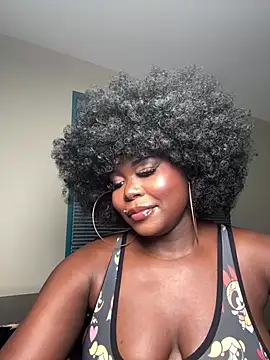 Snapshot of WomanNextdoor1 chatting on 4, 7, 2026 WomanNextdoor1 online show from 4, 7, 2026