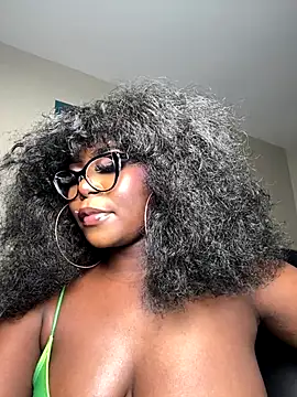 WomanNextdoor1 online show from 29, 11, 2025