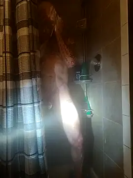 ShawnandDani7074 online show from 9, 3, 2026