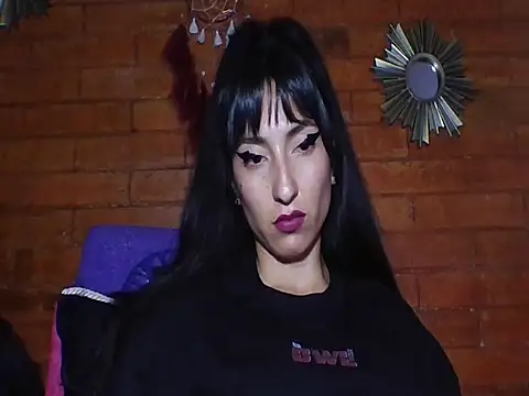 a miss online show from 28, 10, 2025