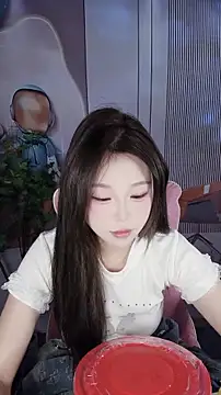 CAICAI BABY online show from 29, 11, 2025